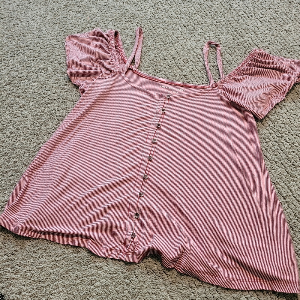American Eagle Cold Shoulder Top